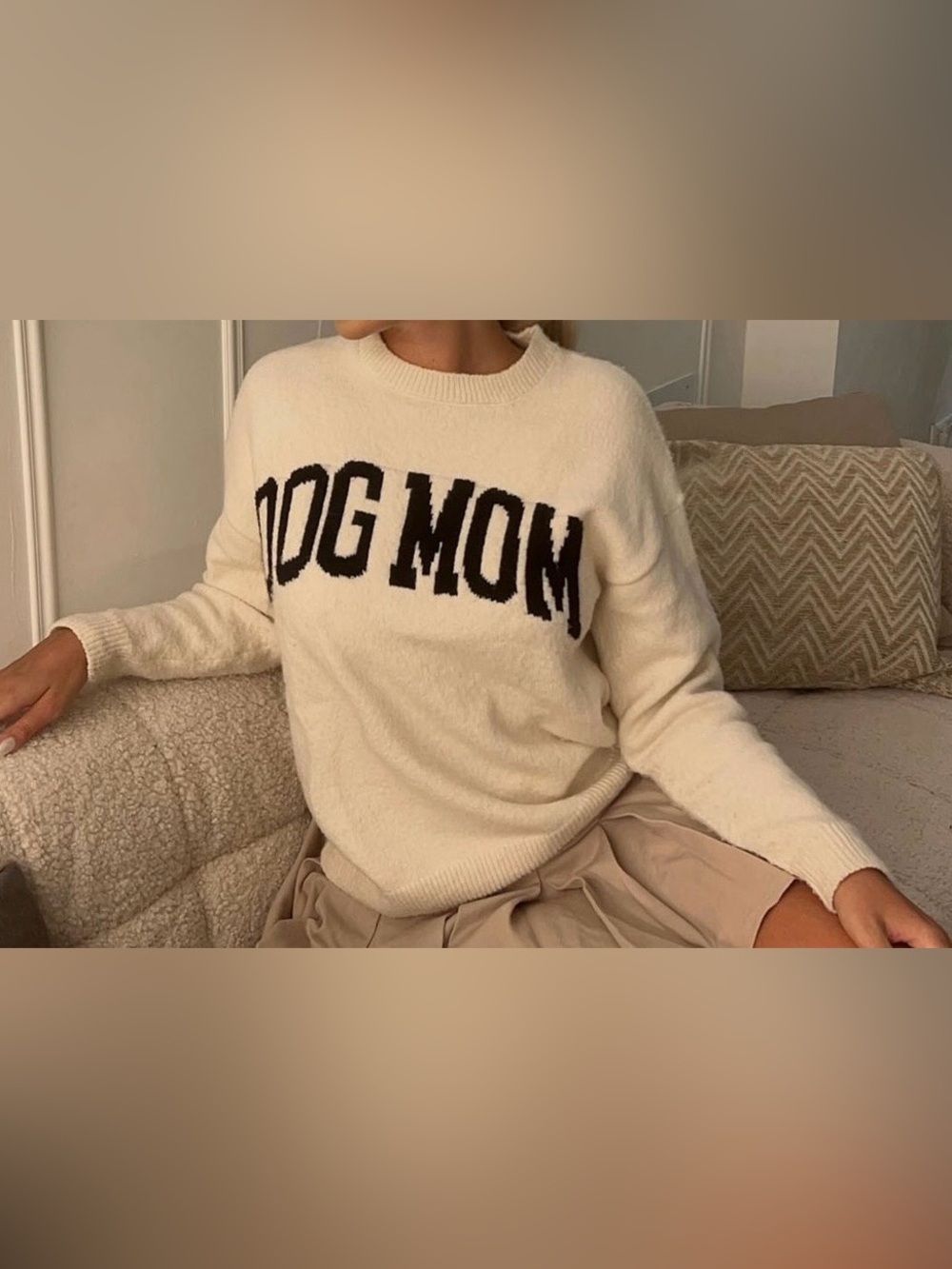 Ivory 'DOG MOM' Sweater Size S